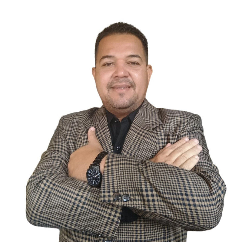 Foto del Fundador Franklin Parra