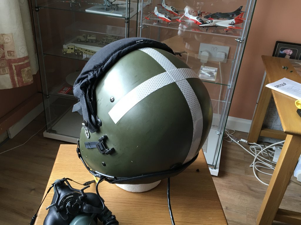 Modern raf best sale flying helmet