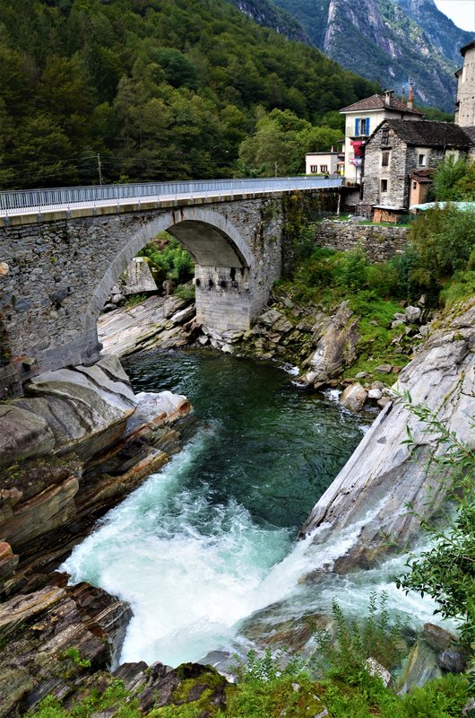 Suiza y sus pueblos-2019 - Blogs de Suiza - LAVERTEZZO-8-9-2019 (22)