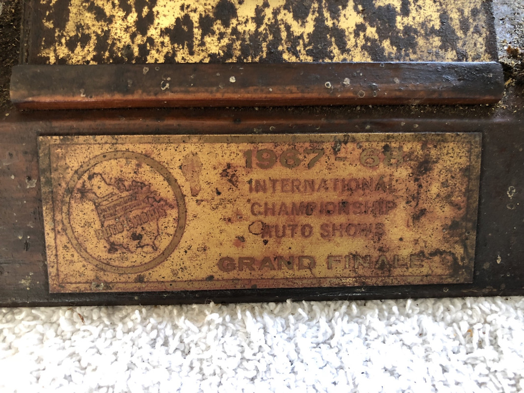 4D30B2A8-32AF-40F1-87AD-49939C28EEC9