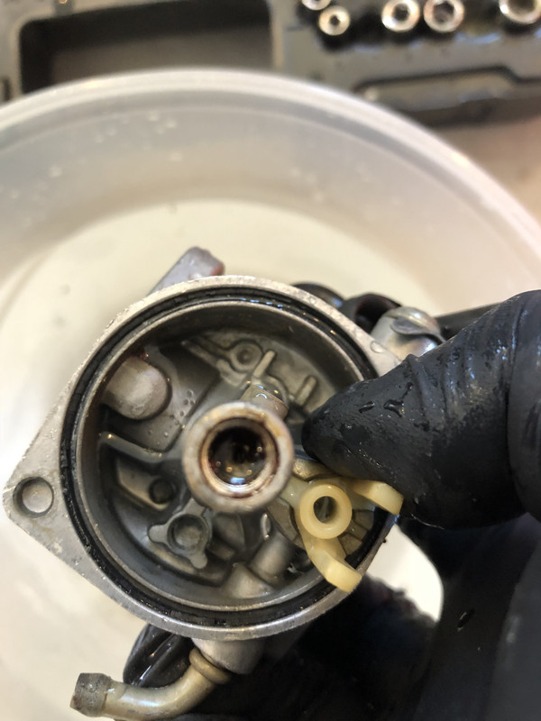 F9F86F1D-0258-4E2B-BC32-F7B6C521E7BF