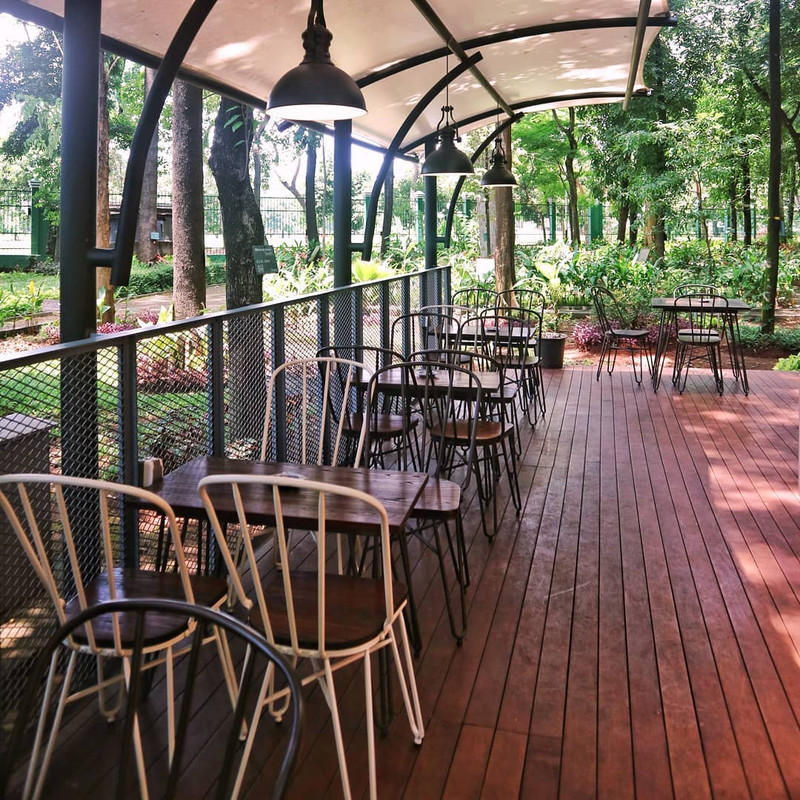 Pemandangan di Arborea Cafe