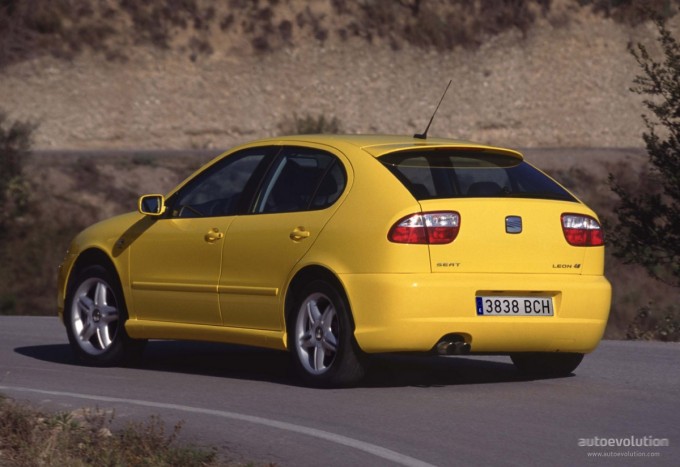 SEATLeonCupra4-medium-1837_15