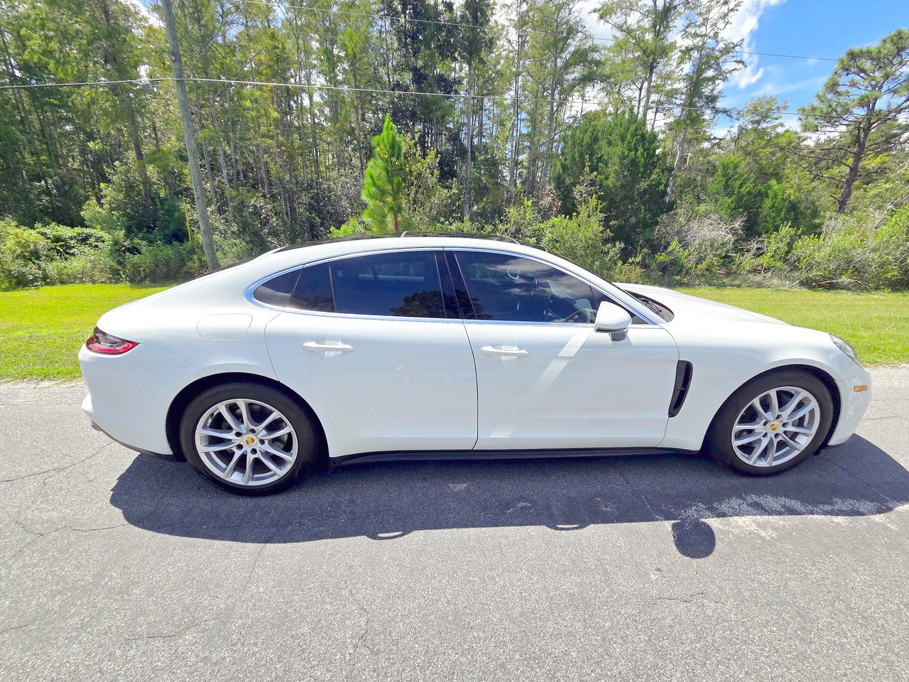 2019 Porsche Panamera 4S Sedan