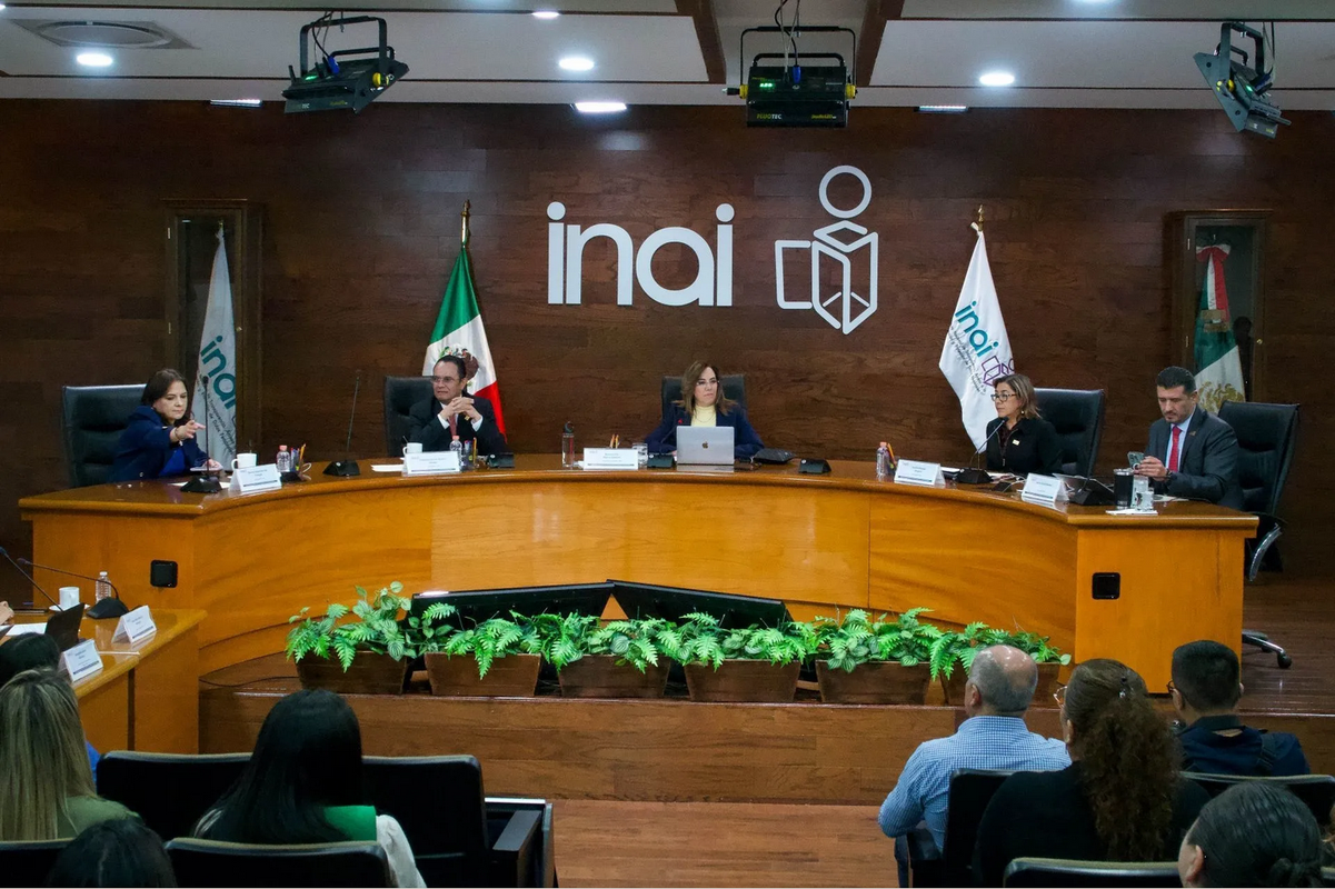 Revés contra el INAI; ministra Loretta Ortiz niega sesiones con cuatro comisionados