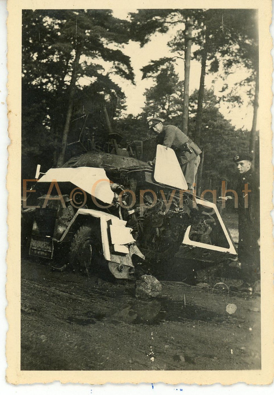 Frankreich Kämpfe Panzer Tank Panzerspähwagen 4 Rad Foto
