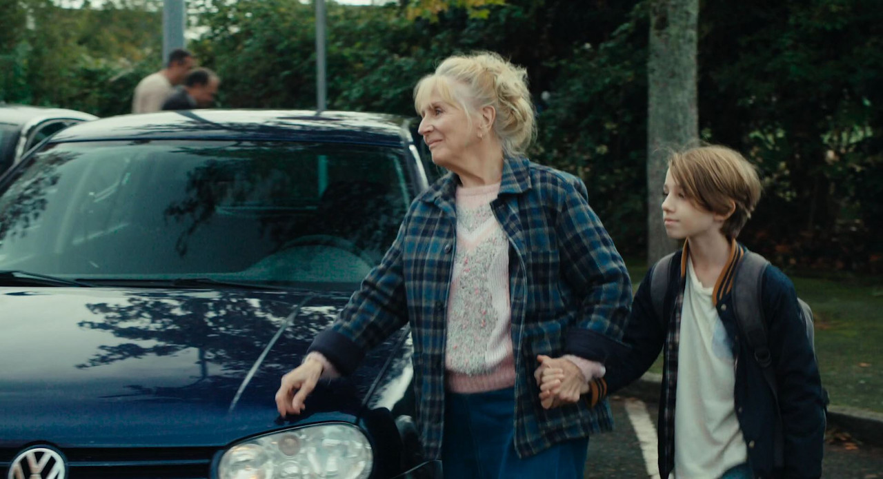 Quand.vient.l'automne.2024.FRENCH.1080p_00_59_38_00_357