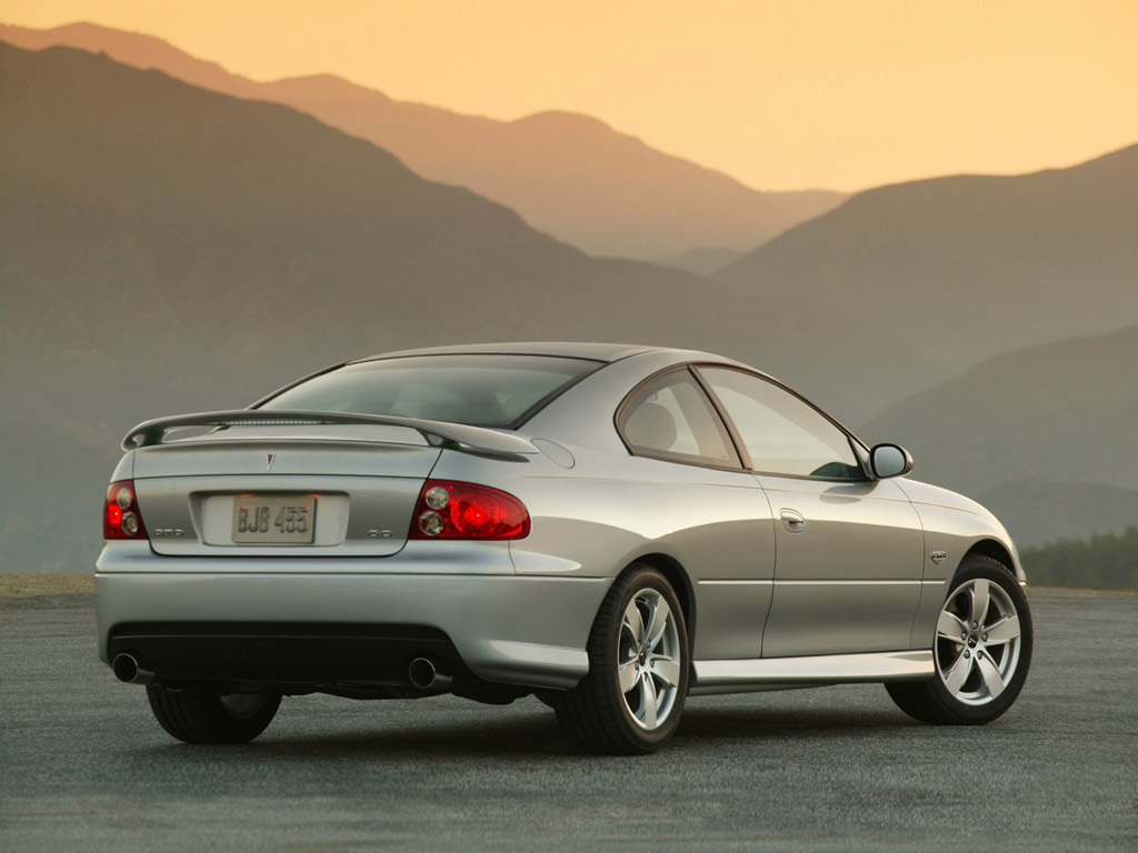 2005-Pontiac-GTO2.jpg