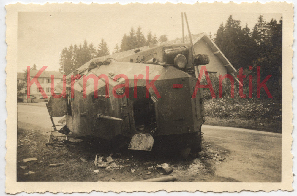 Foto Wehrmacht Panzer Spähwagen 8 Rad crash Sudetenland Tschechi