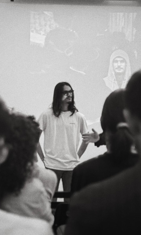 a46ad596 282b 430a 82a4 fee2047e0f5b