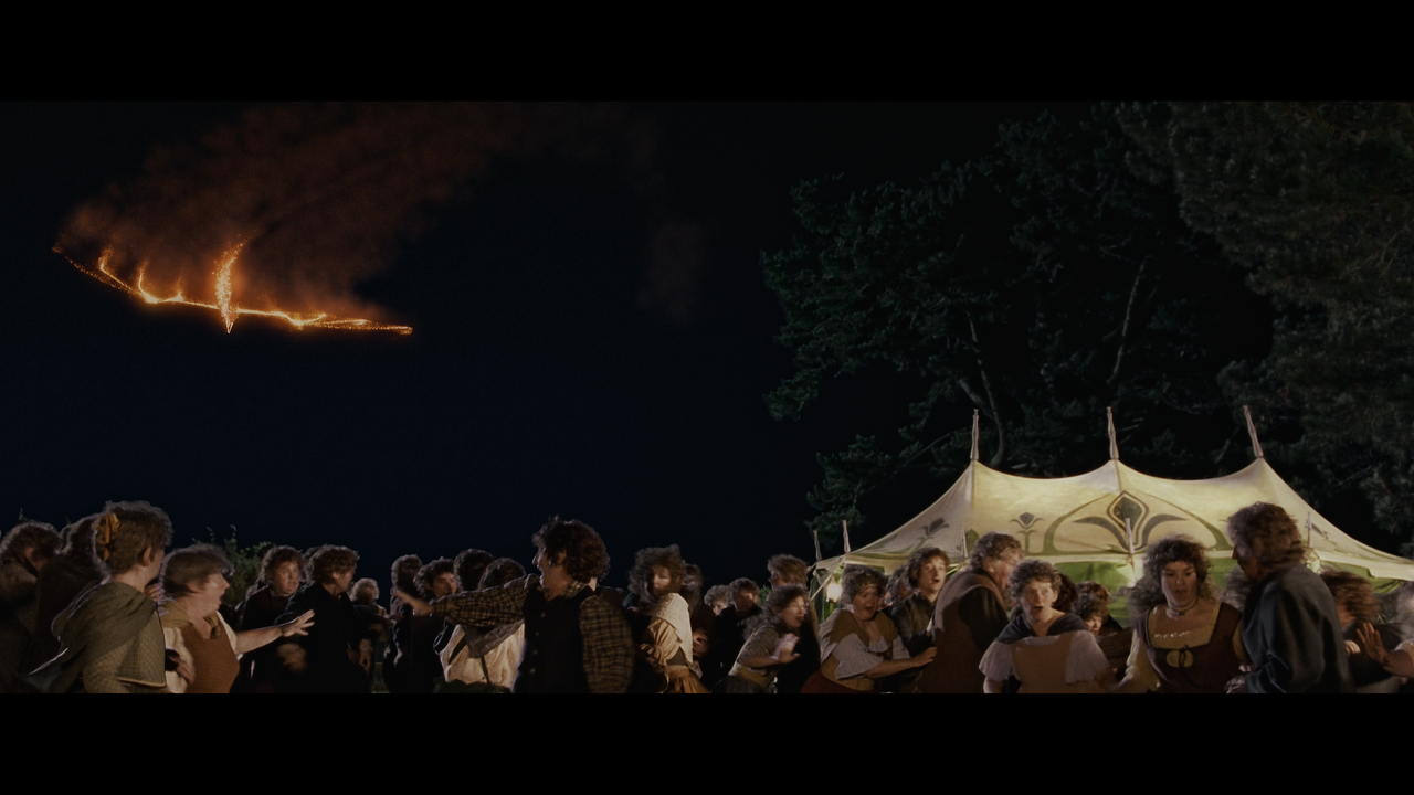 The Lord of the Rings- The Fellowship of the Ring (EXT.) PT. 1.mkv_snapshot_00.23.17_[2020.12.05_21.