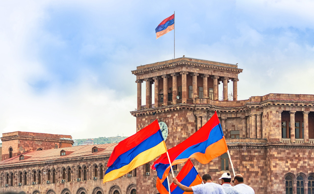 سفارت ایران در ایروان - روش‌های تماس