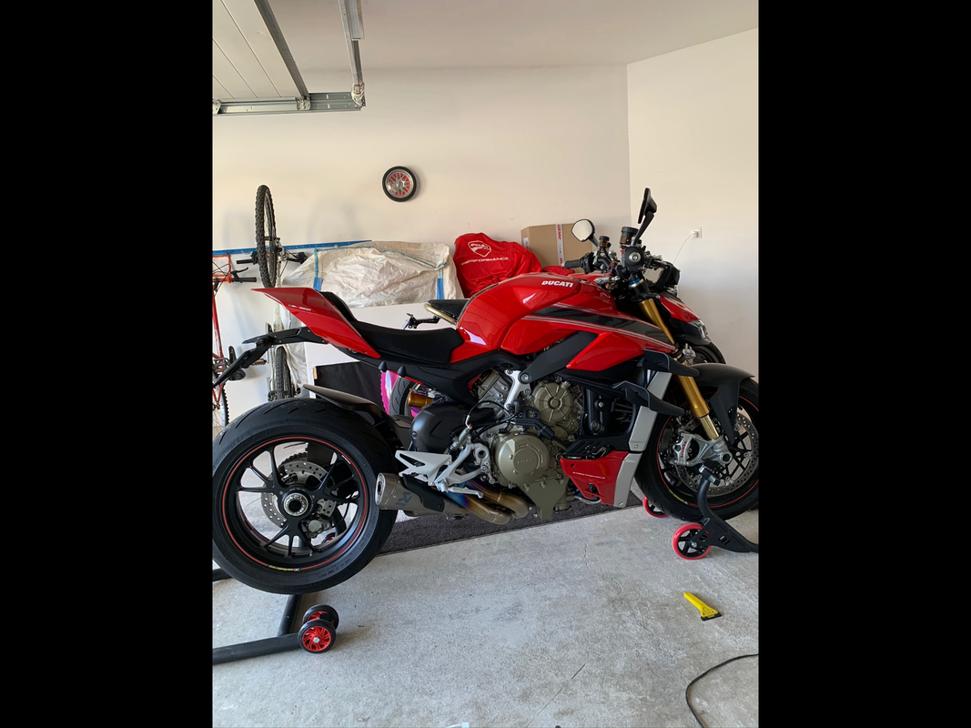 1BD10226-7D78-4586-A603-BCDD05BC77E1