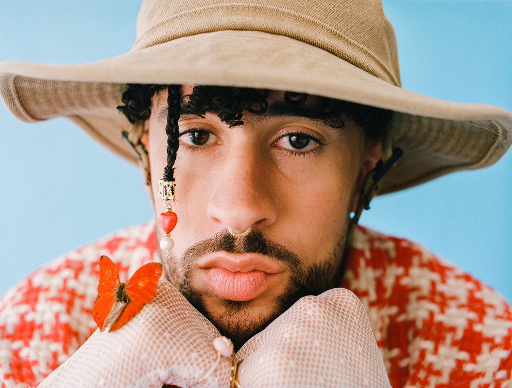 León Larregui explota en contra de Bad Bunny: “Basura desechable”