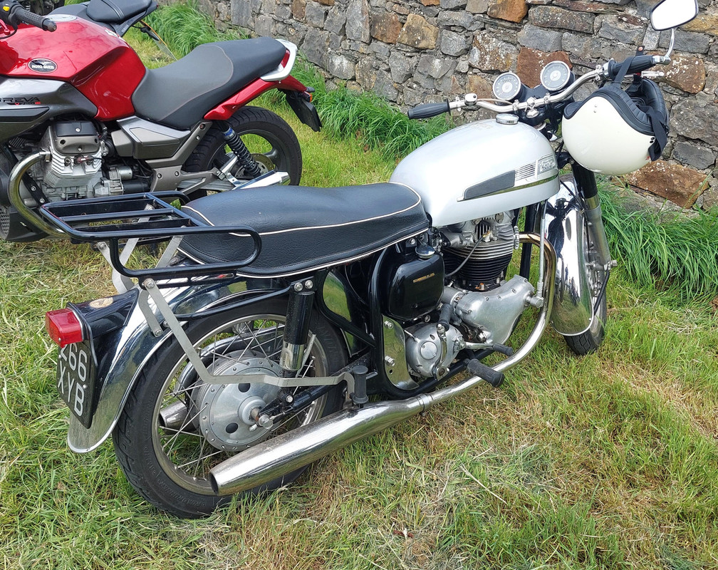 A few pics from the 2024 Pre-TT Classic races this avvie