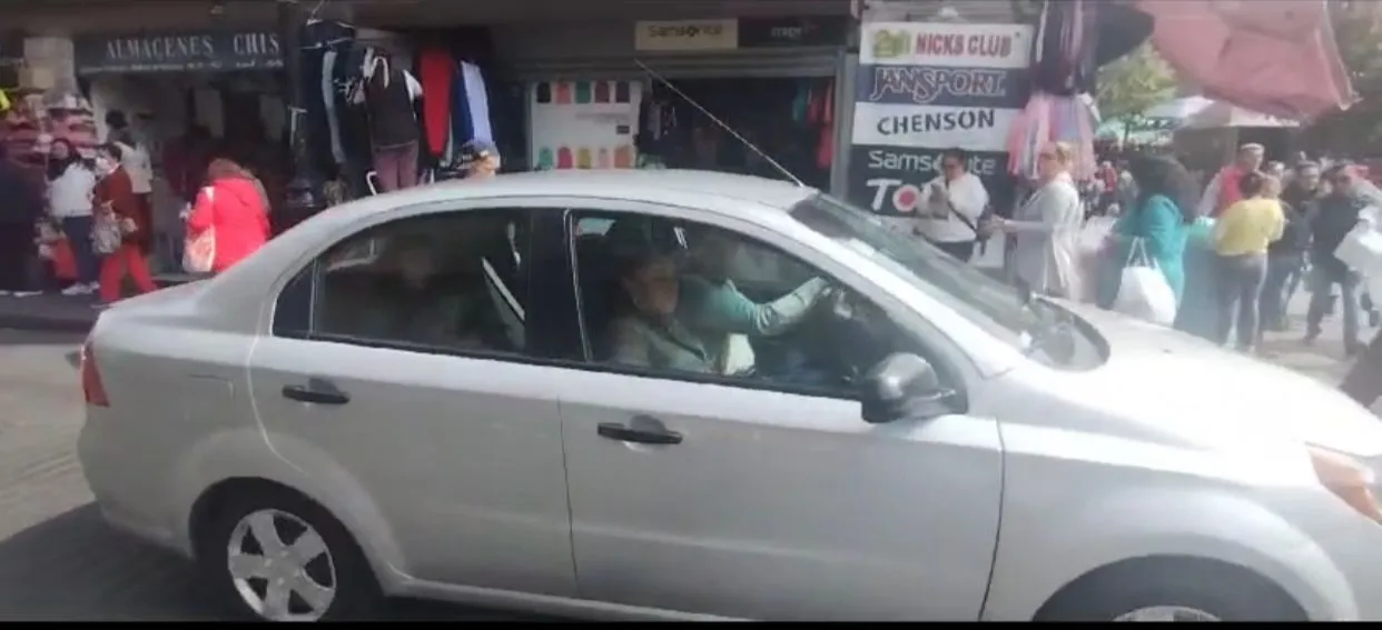 Claudia Sheinbaum visita a AMLO en Palacio Nacional