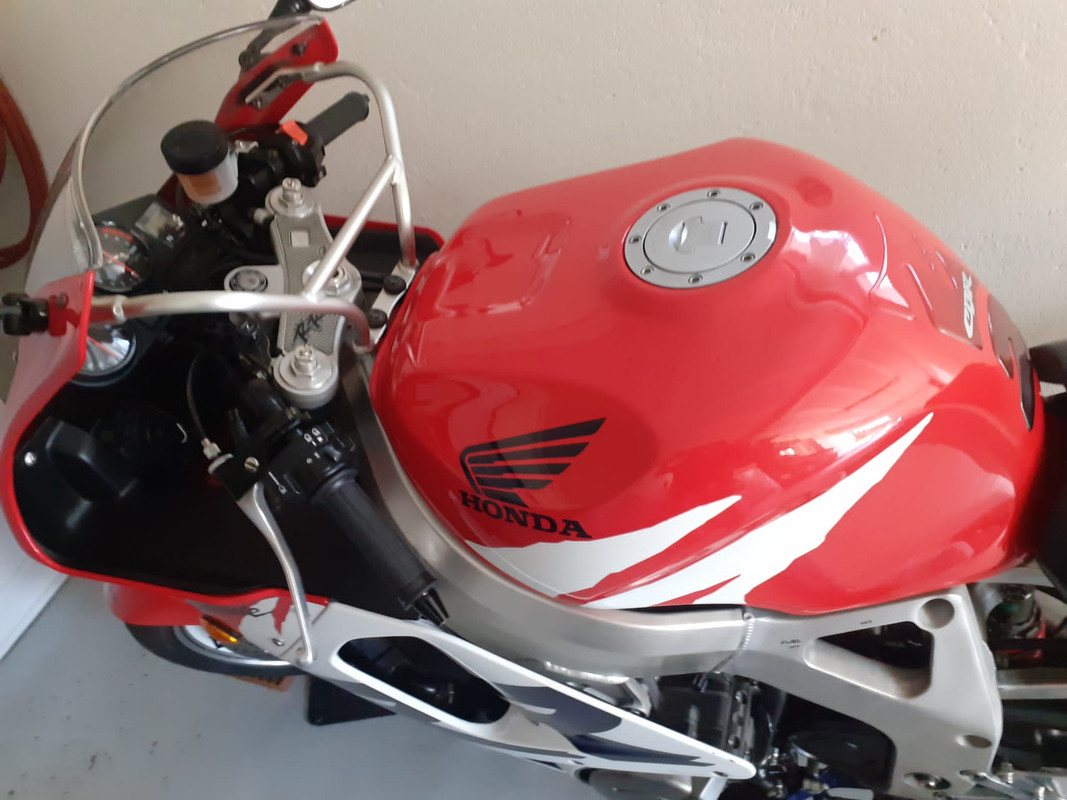 663F718F-D5B1-4D3F-A7FD-0ECCA871A437