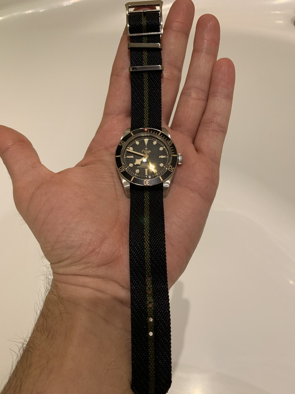 D59528DE-7B06-4EE7-908C-013B6483FB31