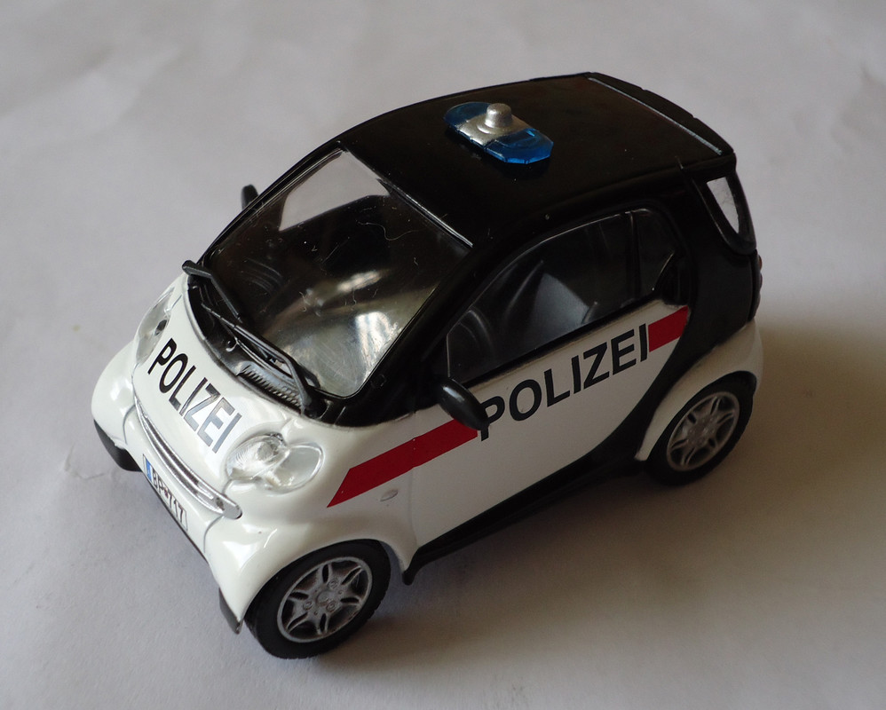 Smart-City-Coupe Polizei
