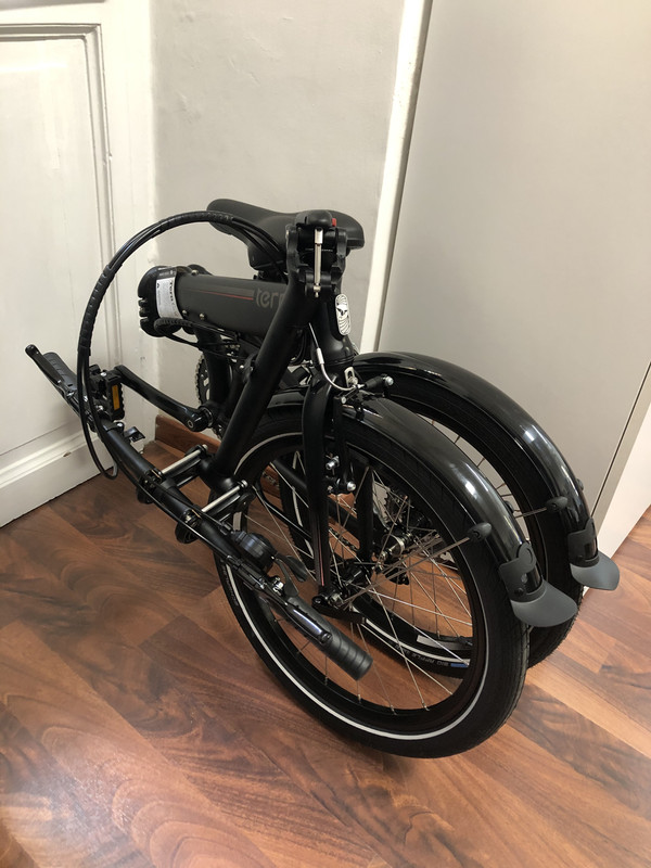 7CAB52AF-463D-4BC0-83BE-326747F202DE