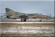 296 APIB MiG-27D 26 Red_61912555172, Winter 1992-1993 (2)