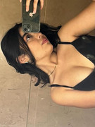 photo 5105266130149903599 y