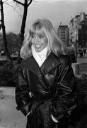 Olivia-Newton-Johnon-md40