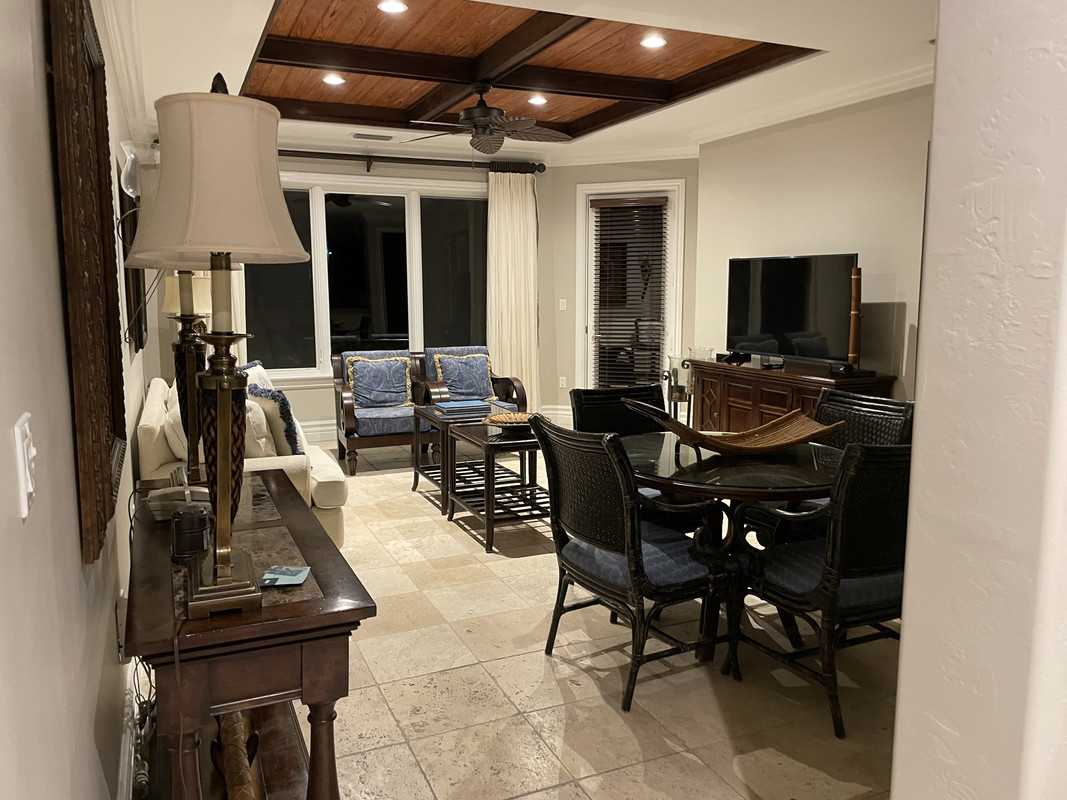 8C92BF18-A3CF-4DDC-90F0-889BA42601CE