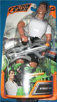 Action Man urban figures, carded sets and vehicles. B59F24BF-1F3C-4A61-8FD9-ECC2CBE4B691