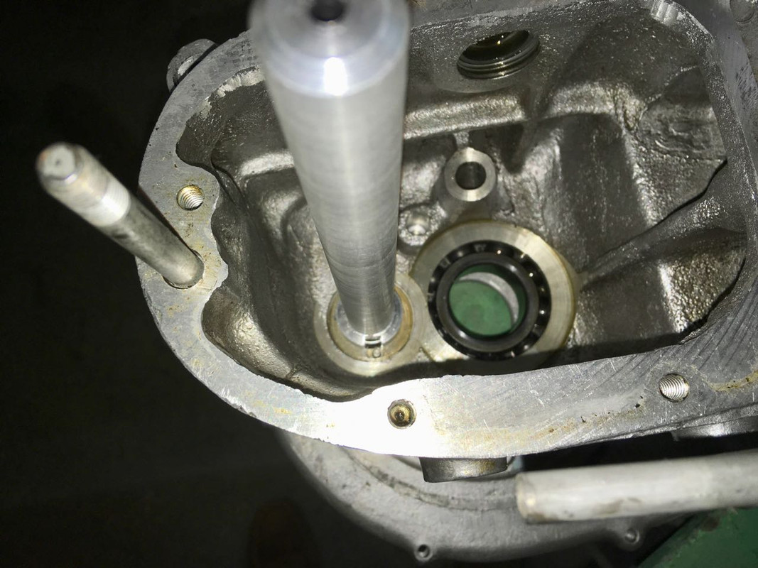 layshaft brg driver in place