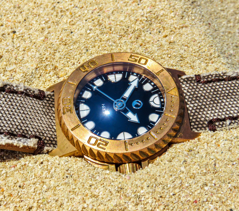 La montre du vendredi, le TGIF watch! - Page 3 IMG-0055-1-1600x1200