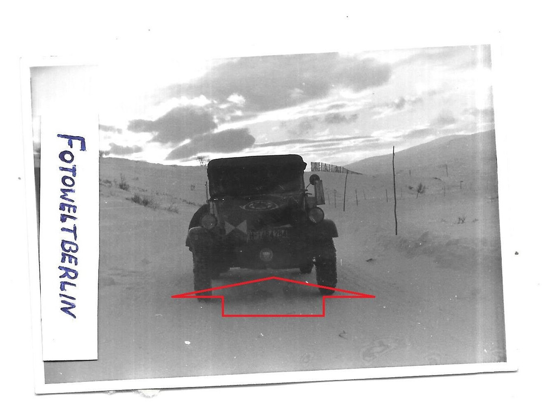 Foto 1944 VW Kübel des Generals des XXXIII.