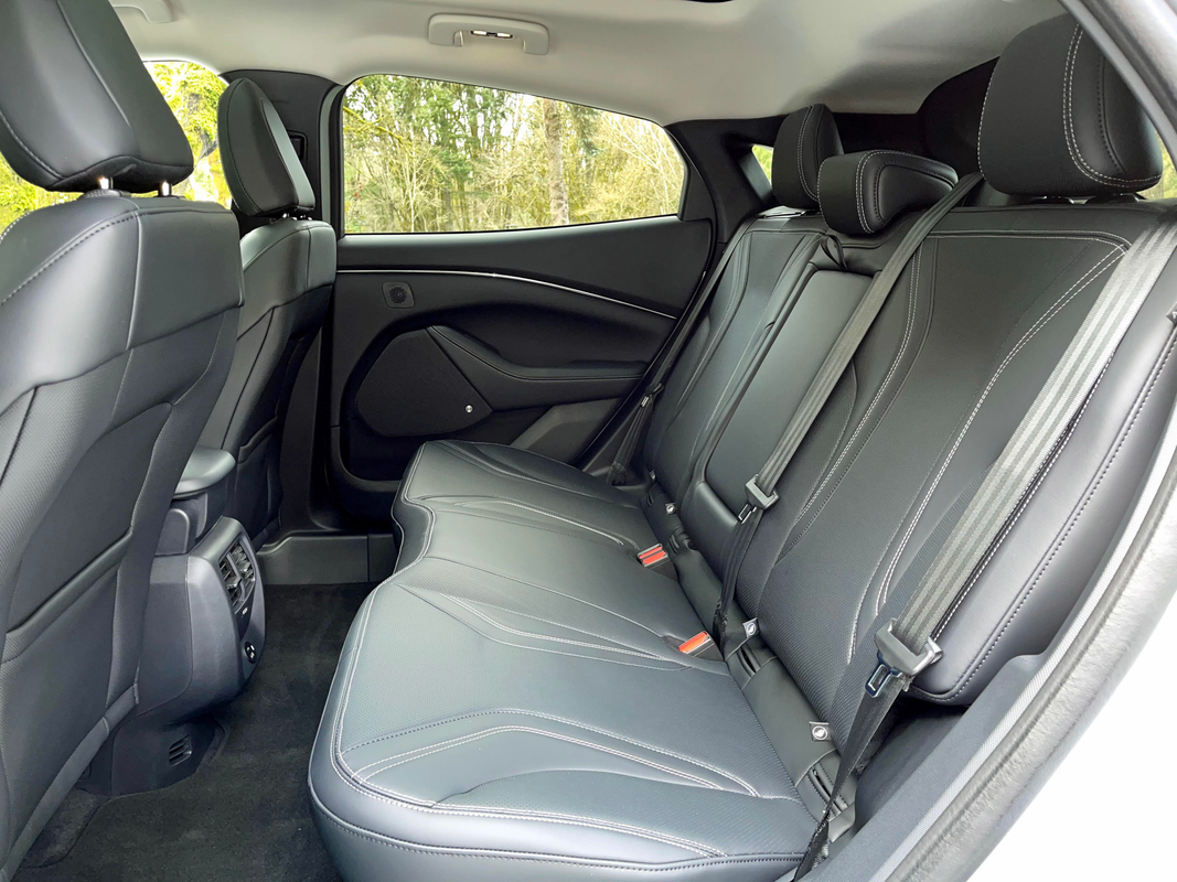 1D82A881-2EE6-41B0-B8E4-7734A613624B