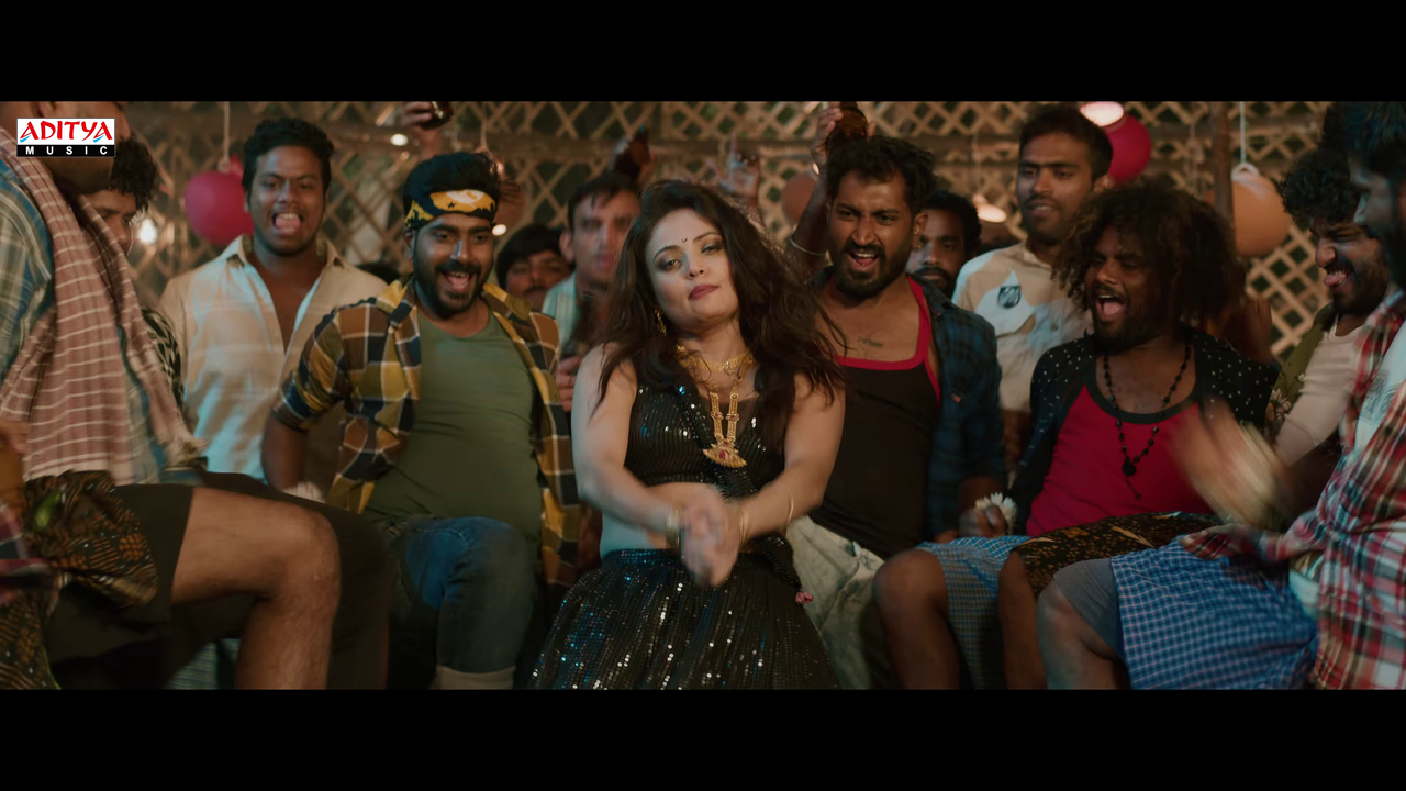 [Image: vlcsnap-2025-12-21-18h25m39s629.png]