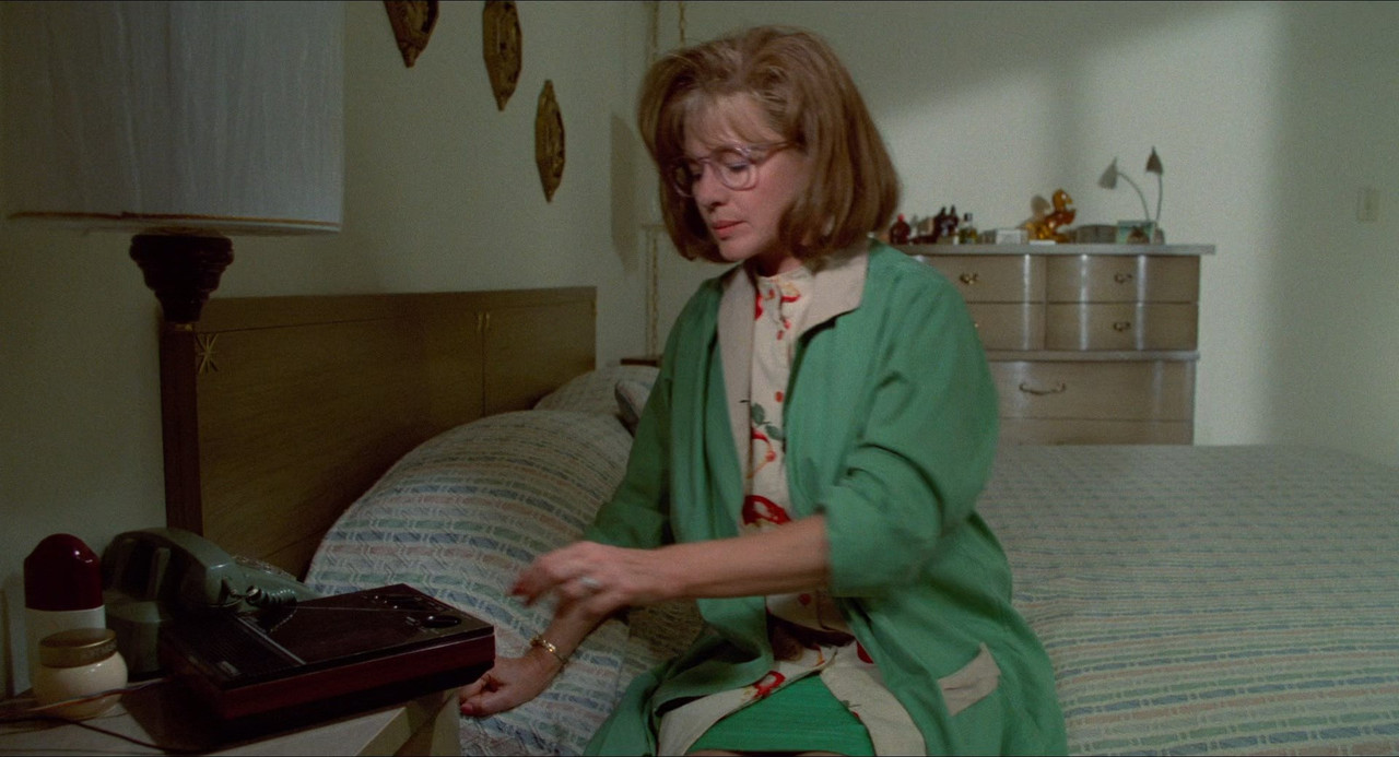 Edward Scissorhands 1990 25th Anniv (1080p x265 10bit Tigole).mk