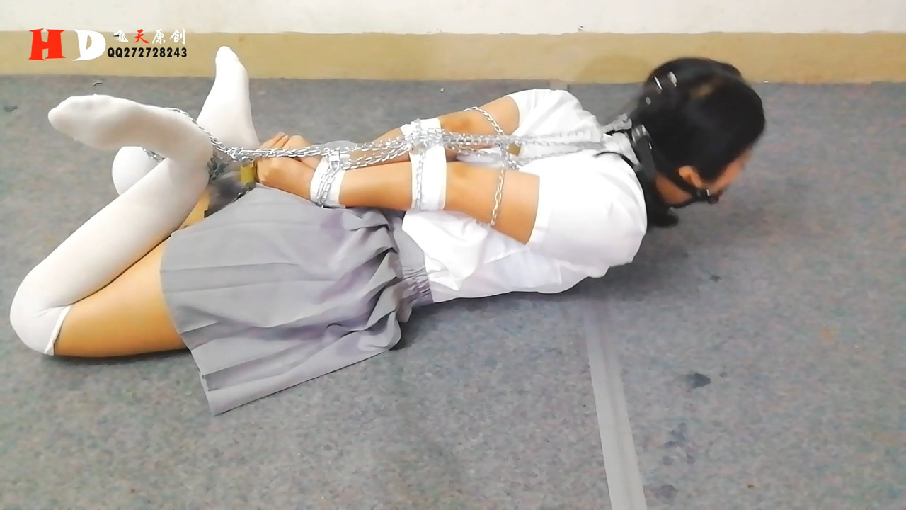 飞天原创 丁奇一字铐、铁链驷马TK.mp4_20190826_093415.886