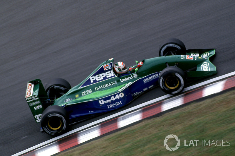 f1-japanese-gp-1991-andrea-de-cesaris-jordan-191
