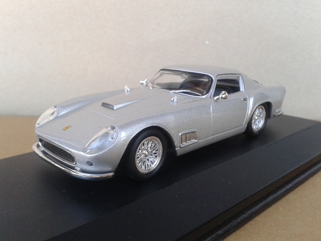 1956 Ferrari 250 GT Berlinetta Tour de France Scaglietti (Ixo - nº 46 Ferrari RBA) (2)