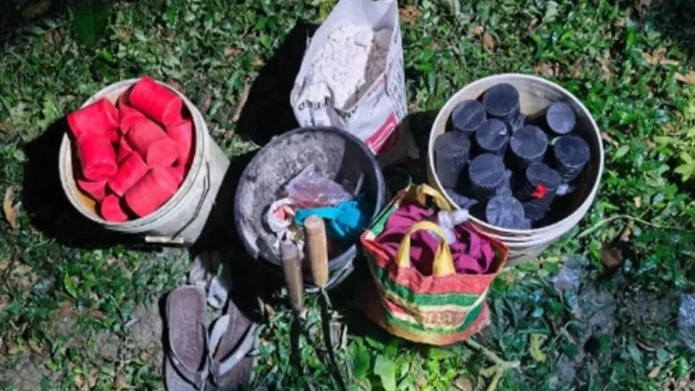 আমবাগানে ৯২ ককটেল