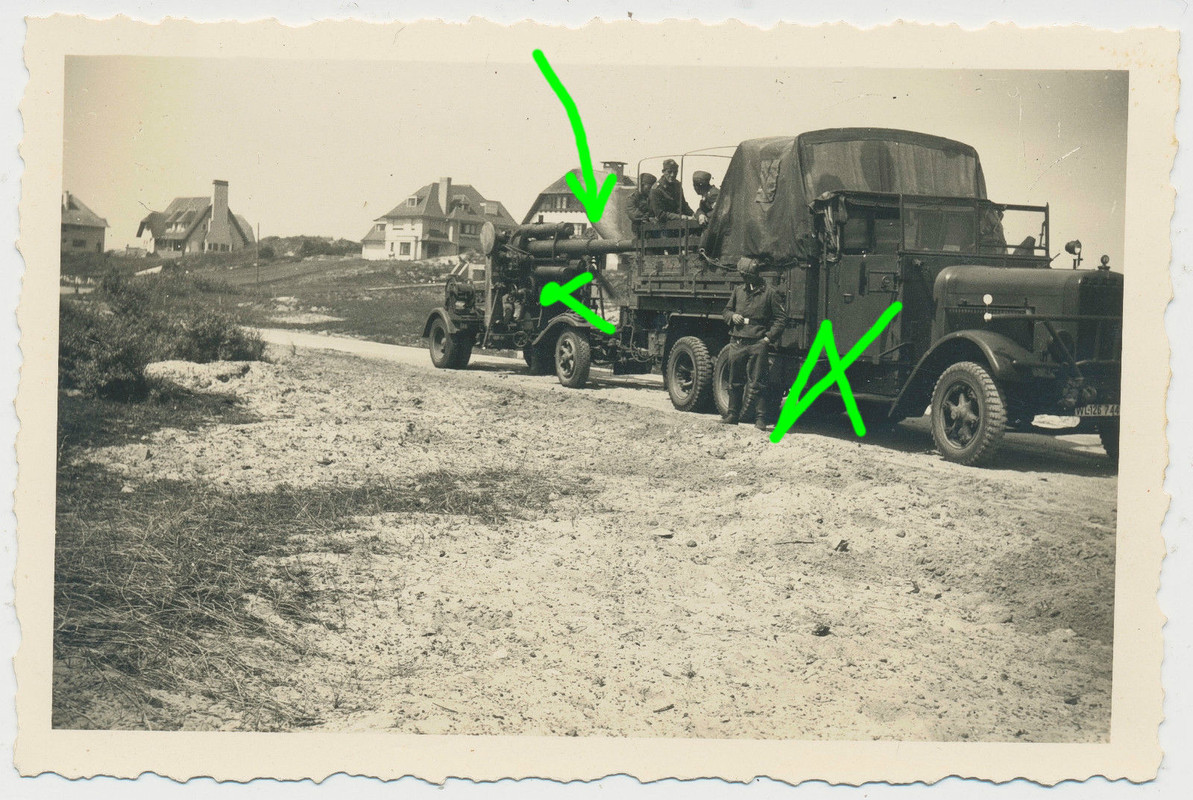 LKW mit 8,8-cm Flakgeschütz auf Anhänger 2.WK