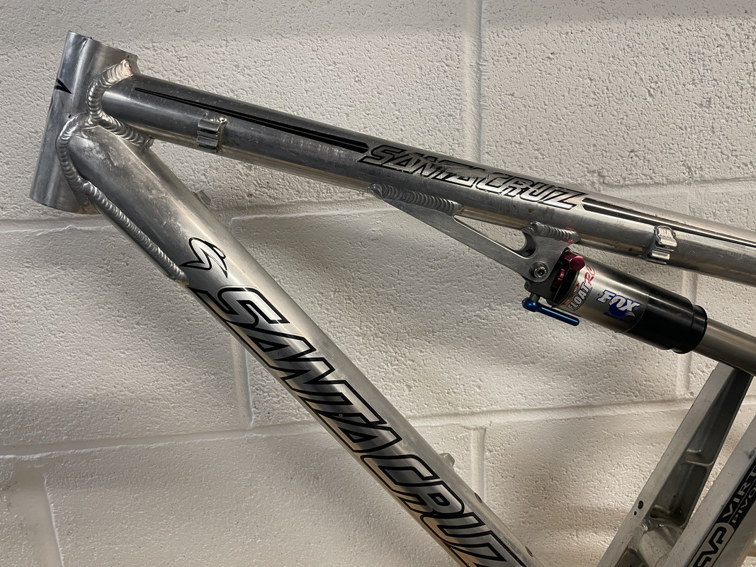 9C93F5DF-E339-4A48-BAD1-1AC8885B4F52