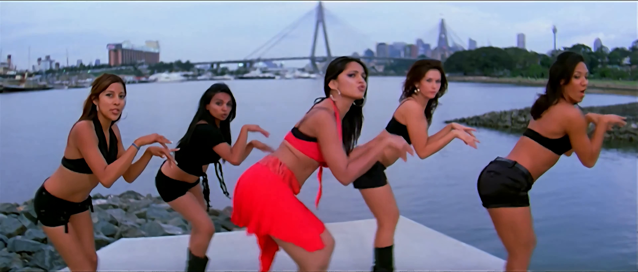 Anushka Shetty Title 4K Song from Okka Magadu2025-04-24 18-32-04-724-184