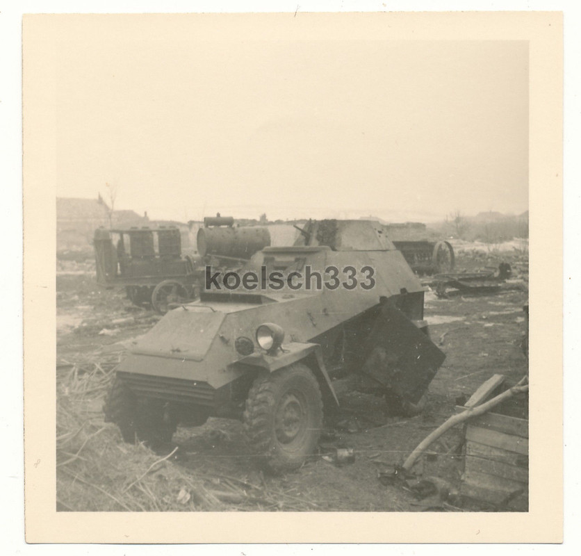 Foto schwere Panzer Abt. 503 russischer BA-64 Panzerspähwagen Be