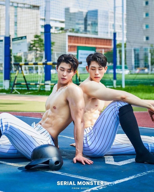 Hwang Jun Su (24)