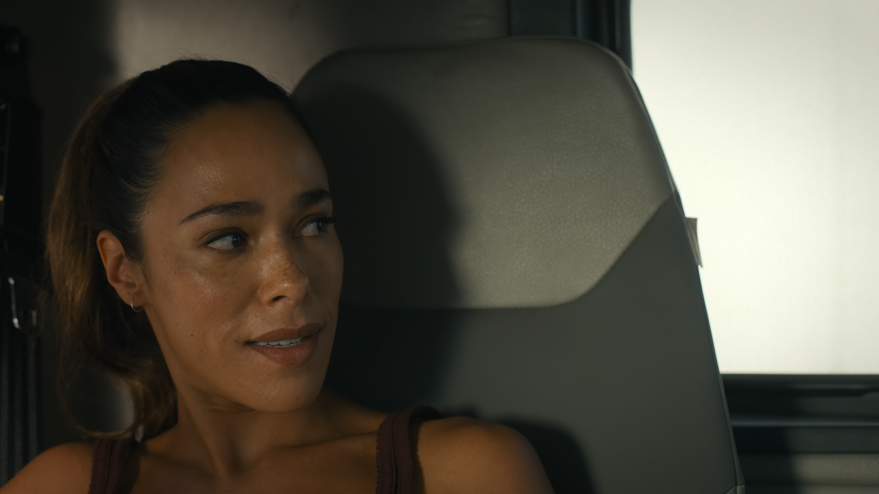 Countdown.(2025).S01E02.Dead.Lots.of.Times.2160p.10bit.AMZN.WEB-DL.DDP5.1.HEVC-Vyndros.mkv_snapshot_