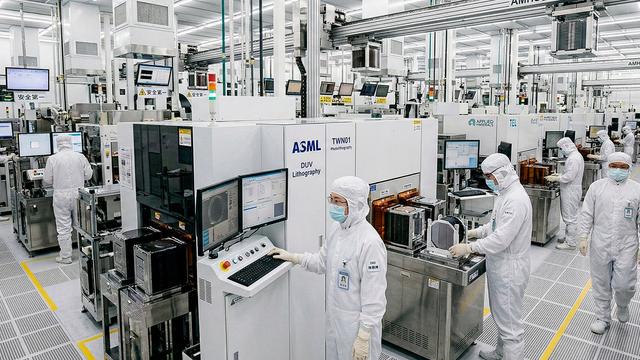 china-roba-ingenieros-de-chips-a-taiwan.jpg