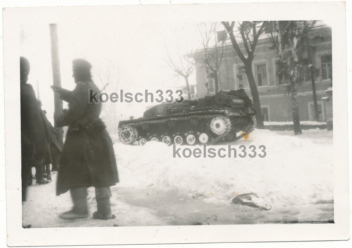 Sturmgeschütz Panzer & Grenadiere im Straßenkamp