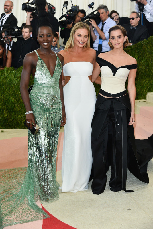 emmawatson-updates.com (225)