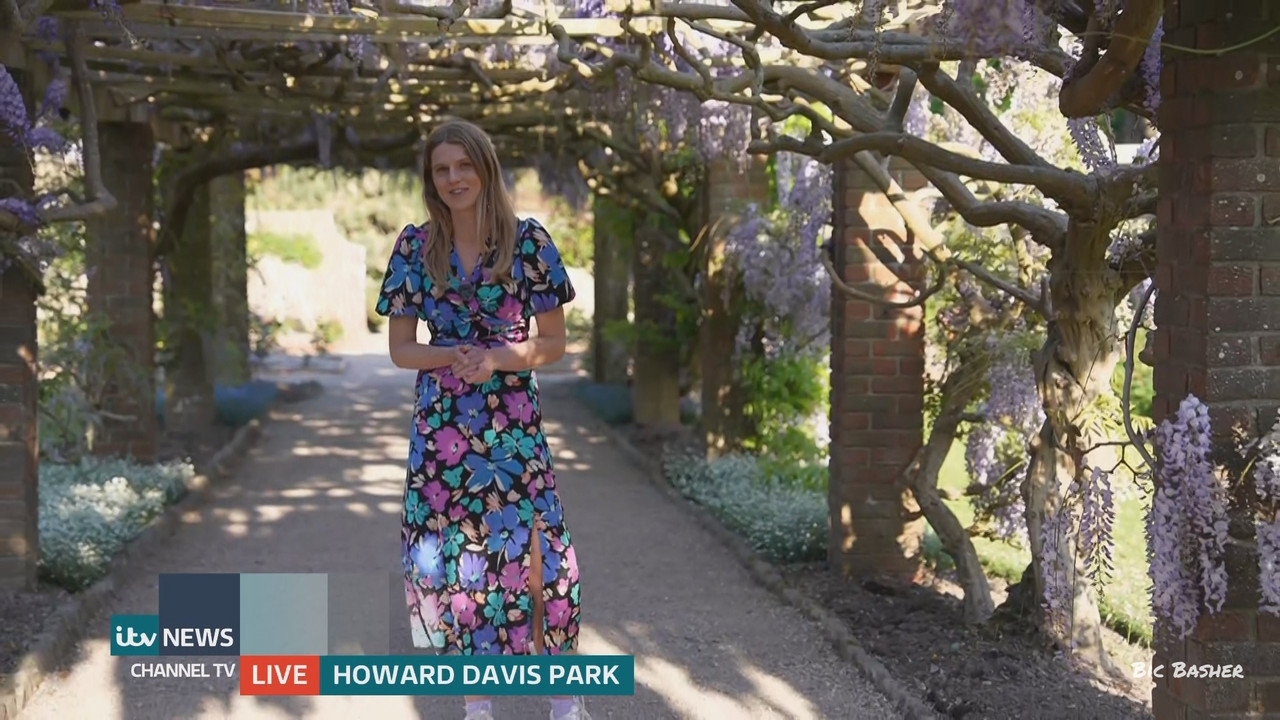 04 27 18 00 00 ITV News Channel TV Weather ts snapshot 24 22 153