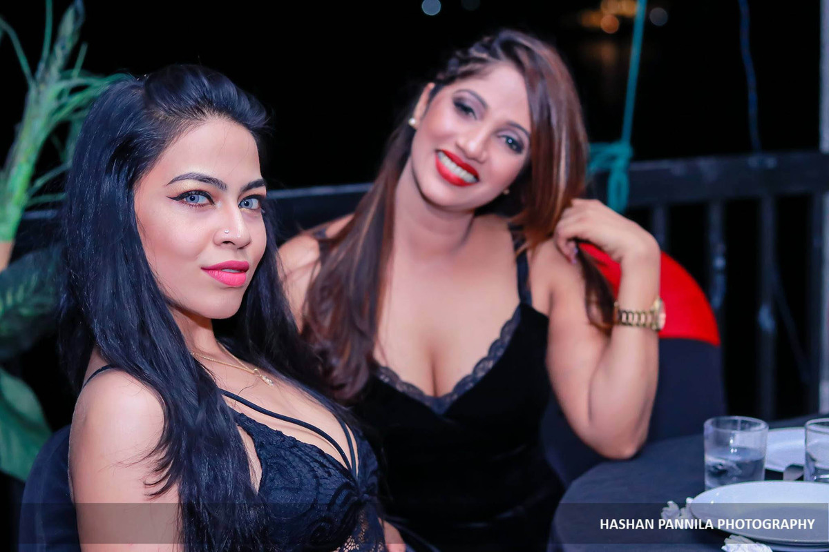 srilankanmodel_1543333240_1480350